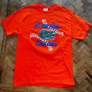 Florida Gators baseball/softball tee signed M
